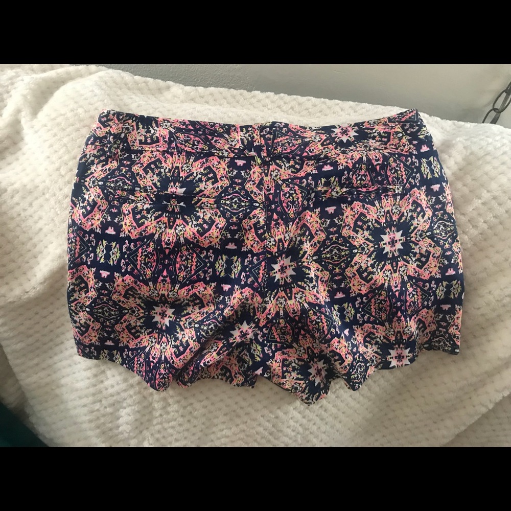 Patterned Silky Material Shorts - image 4